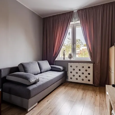 Avis Aleja Pilsudskiego