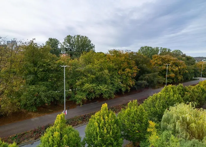 Avis Aleja Pilsudskiego